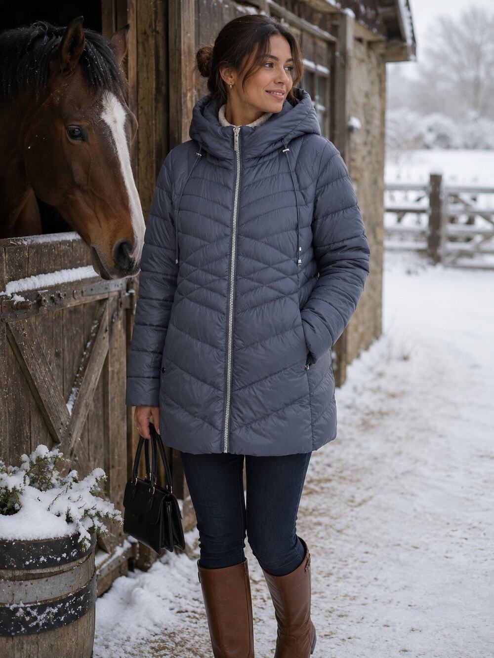Halogen Women’s Down Blend Packable Hooded Puffer Jacket in Gray. Size 2X